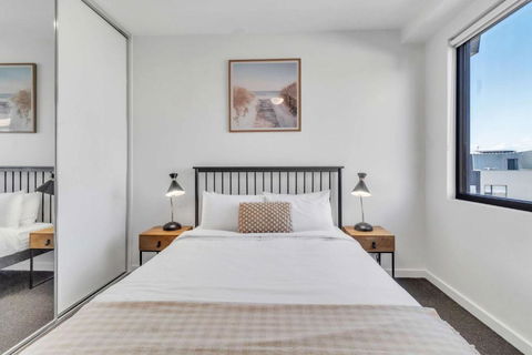 Portside Paradise - Steps Away From The Port - Phillip Island Accommodation 2