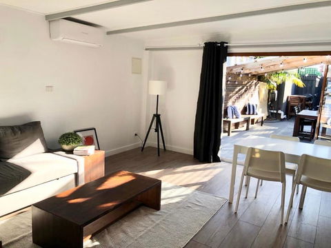 Quite, Quaint & Private Guesthouse, Sleeps 6 - Phillip Island Accommodation 2