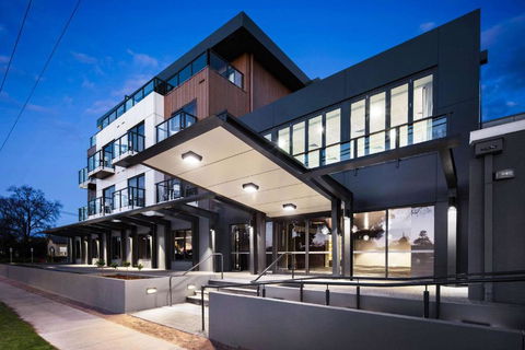 Quality Hotel Lakeside - Phillip Island Accommodation 1