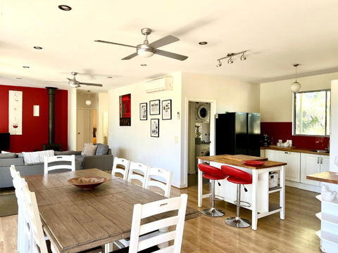 Powers Retreat Holiday House - Phillip Island Accommodation 0