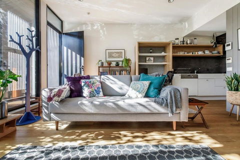Premium Executive Apt In The Heart Of Fitzroy - Phillip Island Accommodation 0