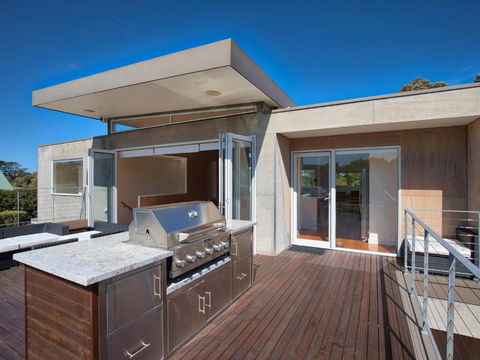 Pride And Prejudice - Phillip Island Accommodation 3