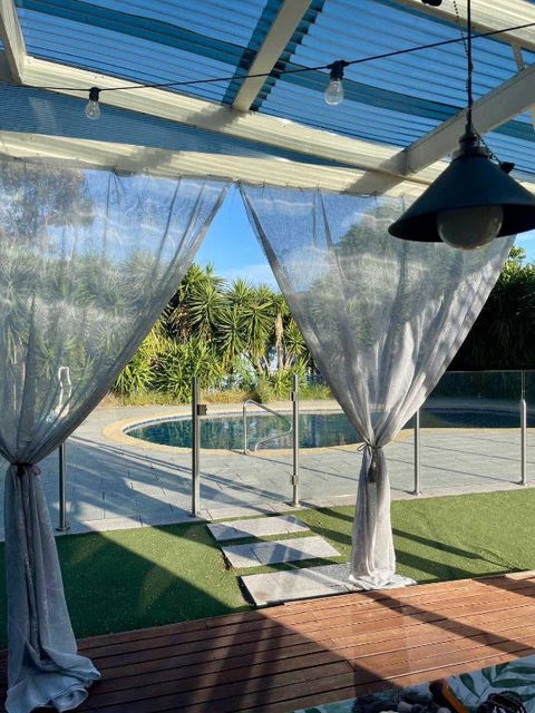 Prime Glen Huntly Beauty - 4BR Family Home W Pool - Phillip Island Accommodation 1