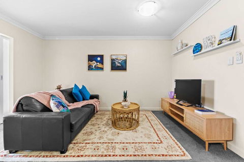 Prime Perth Apartment - Phillip Island Accommodation 1
