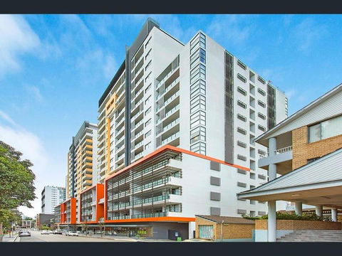Private Room With Shared Washroom Only In 3bhk Apartment - Phillip Island Accommodation 0