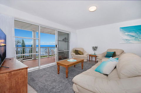 Quarterdeck 4 - Lennox Head - Phillip Island Accommodation 3