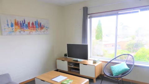 Queen St Apartment - Phillip Island Accommodation 0