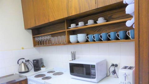 Queen St Apartment - Phillip Island Accommodation 3