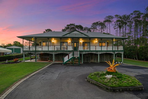 Queenslander On Madsen - Phillip Island Accommodation 0