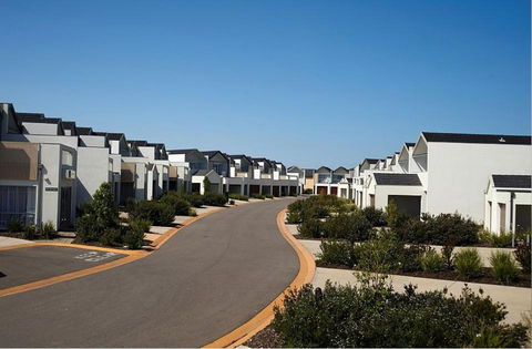 Quest Sanctuary Lakes - Phillip Island Accommodation 0