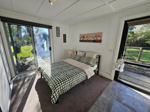 Quiet Cabin In The Forest-Pearcedale - Phillip Island Accommodation 0
