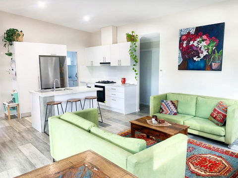 Quiet Private Nimbin Townhouse - Phillip Island Accommodation 0
