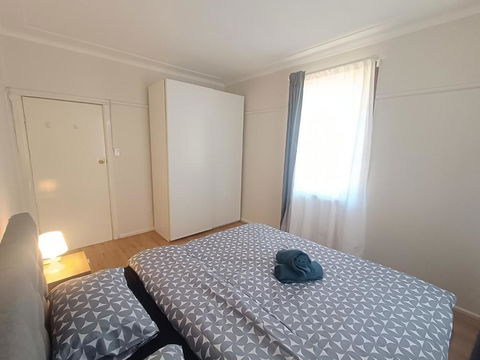 Quiet Room With Air Conditioning - E4 - Phillip Island Accommodation 3
