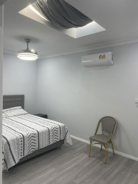 Quiet Spacious Family House 11 Bedrooms - Phillip Island Accommodation 1
