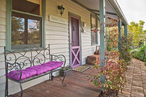 Quince Cottage - Phillip Island Accommodation 0