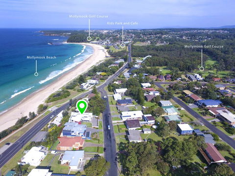 Atlantas, Mollymook Beach - Phillip Island Accommodation 3