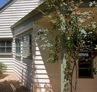 Atticus Cottage - Phillip Island Accommodation