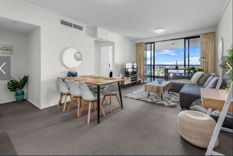 AU1 - Long Stay W Balcony RiverViews Fast WiFi - Phillip Island Accommodation 1