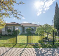 Autumn St - Trendy East Orange - Near CBD - Phillip Island Accommodation