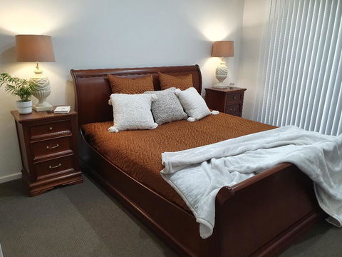 Aveley Equestrian Cottage - Phillip Island Accommodation 1