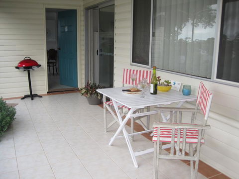 Avoca Breezes - Phillip Island Accommodation 1
