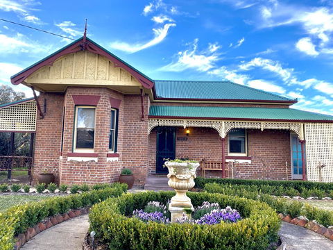Avoca House - Circa 1900 Gorgeous Federation Home - Phillip Island Accommodation 1