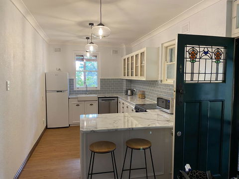 Avoca House - Circa 1900 Gorgeous Federation Home - Phillip Island Accommodation 2