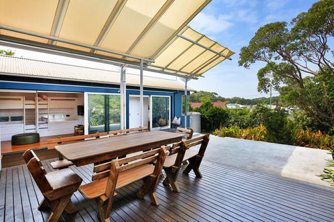 Ayana Beach House - Pet Friendly - Opposite Beach - Phillip Island Accommodation 3