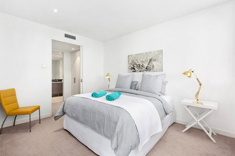 Azure Bliss Family Escape Opposite Beach With Heated Pool Access - Phillip Island Accommodation 3