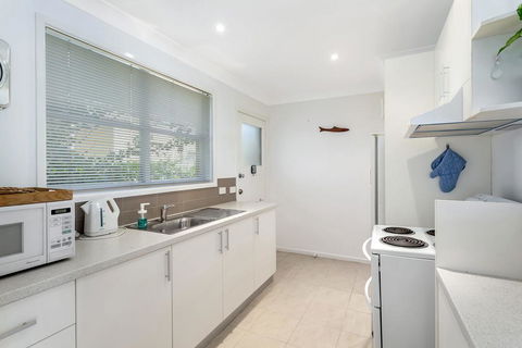 Bagnall Avenue, 1 - Phillip Island Accommodation 2