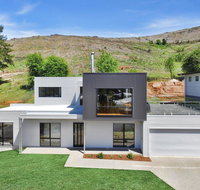 Balcony to Bogong - modern house ten minute stroll to town - Phillip Island Accommodation