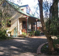 Ballarat cottages incorporating yarrowee cottage and Admirals cottage - Phillip Island Accommodation