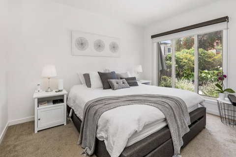 BANGALOW - MORNINGTON - Phillip Island Accommodation 2