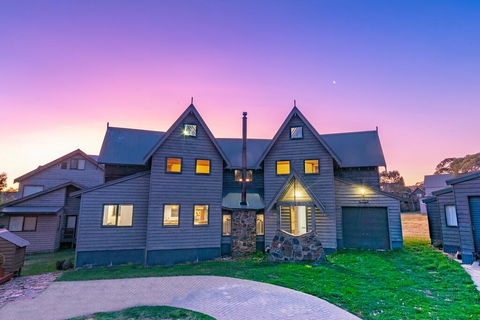 Banjo's Chalet, Alpine-getaways - Phillip Island Accommodation 0