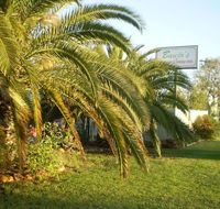 Banjos Overnight And Holiday Units