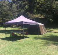Basin Ku-ring-gai Campsite Set Up - Phillip Island Accommodation