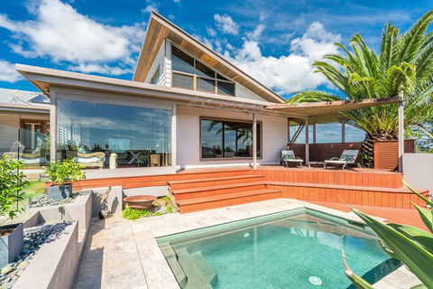 Bauhinia House - Phillip Island Accommodation 0