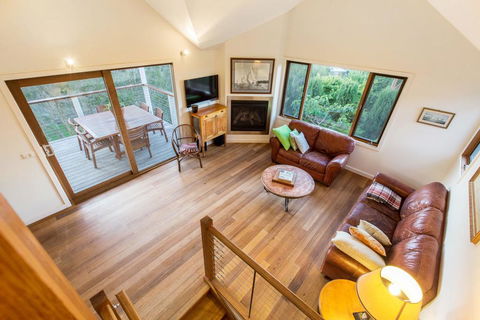 BAY VIEWS ON MANNA - DROMANA - Phillip Island Accommodation 1