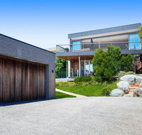 Bay Vista - Amazing Bay Views with the beach at your doorstop - Phillip Island Accommodation