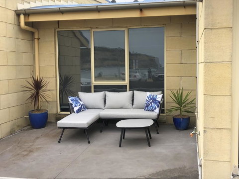 Bayview No 2 - Next To The Beach - Phillip Island Accommodation 3