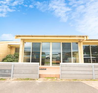 Bayview no 2 - Next to the Beach - Phillip Island Accommodation