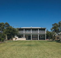 Beach Buoys House - Phillip Island Accommodation