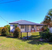 Beach Side Cottage At Blacksmiths - Phillip Island Accommodation