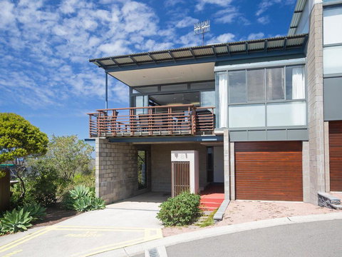 Beach View At One Mile', 8/26 One Mile Close - Infinity Complex Pool & WIFI - Phillip Island Accommodation 0