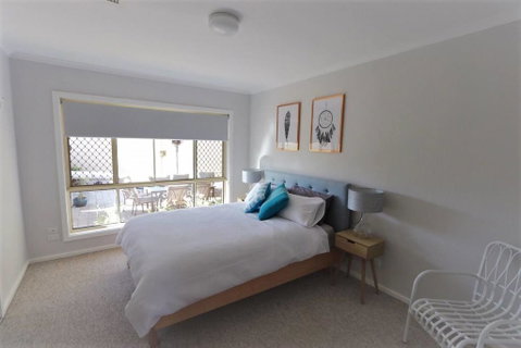 Beachfront Living! - Phillip Island Accommodation 3