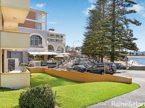 Beachfront Terrigal - 4/24 Terrigal Espl - Phillip Island Accommodation 0