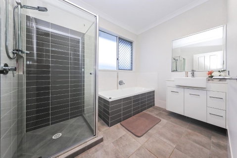 Redcliffe - Phillip Island Accommodation 2