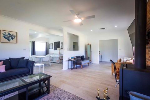 Redims Hill Cottage - Phillip Island Accommodation 3