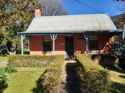 Redruth - 2 Bedroom Cottage Situated In Wandiligong - Phillip Island Accommodation 0