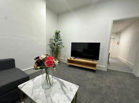 Remarkable 2 Bedroom House At The Centre Of Darlinghurst - Phillip Island Accommodation 1
